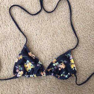 O’Neill bikini top